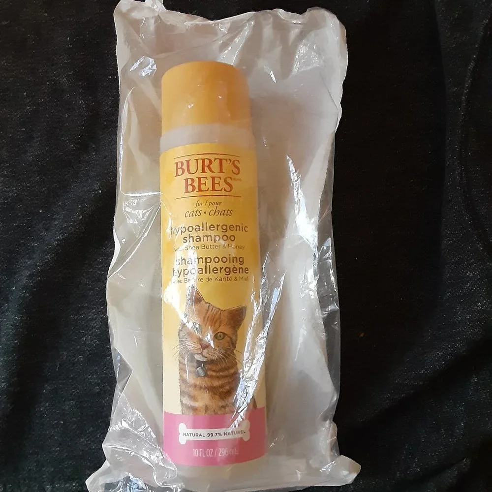 Burt's Bees hypoallergenic cat shamppo with shea butter and honey